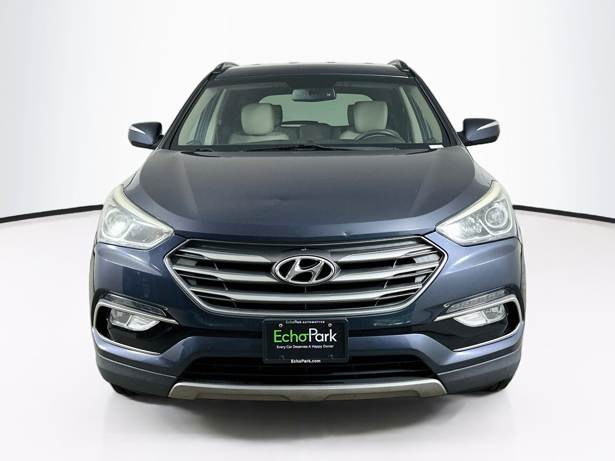 Used 2017 Hyundai Santa Fe Sport AWD/4WD image 2