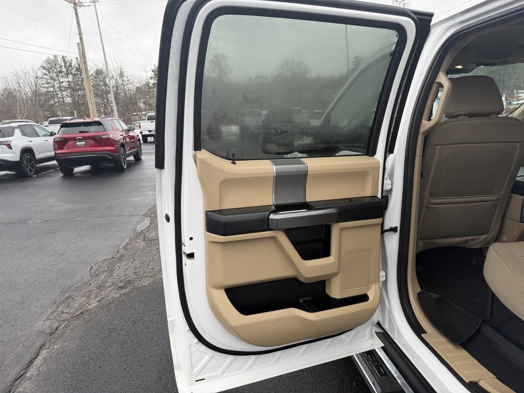 Used 2021 Ford F250 XLT w/ XLT Premium Package image 19