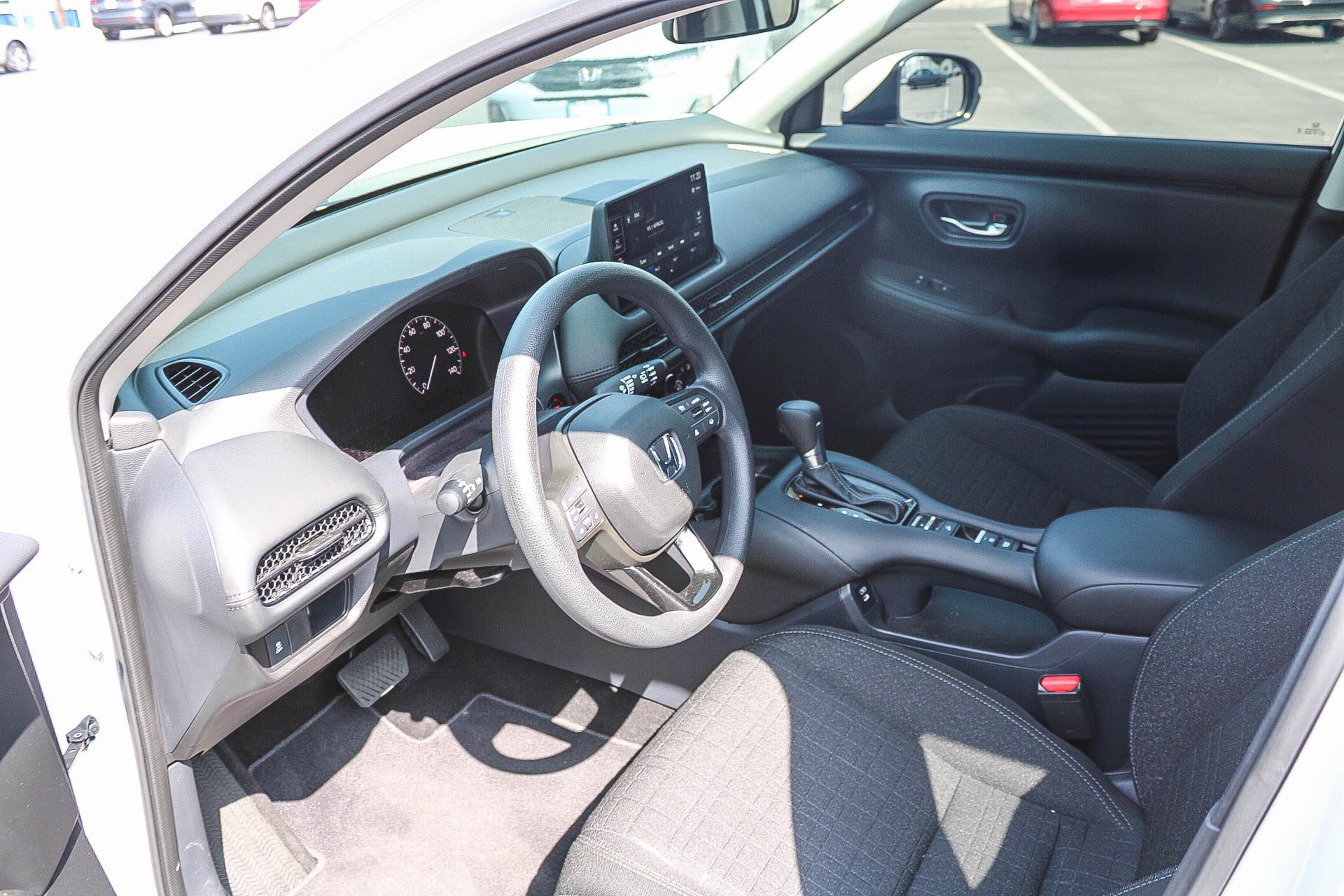 Used 2026 Honda HR-V LX image 19