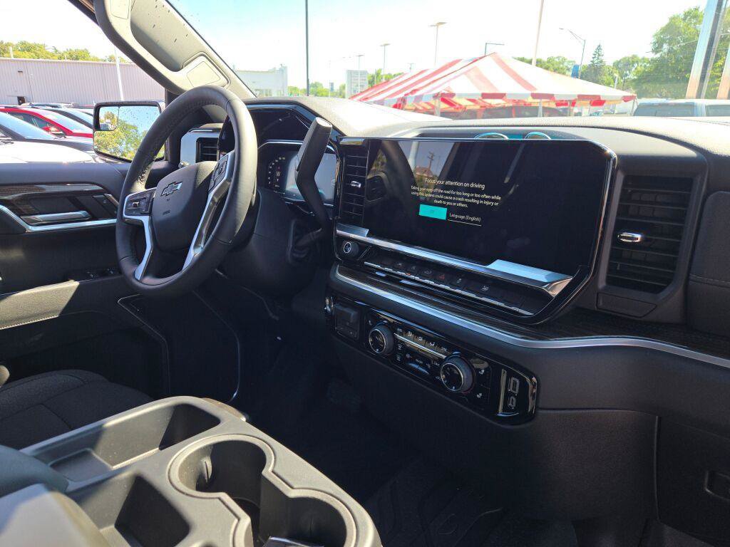 New 2026 Chevrolet Silverado 1500 RST w/ RST Select Package AWD/4WD image 8