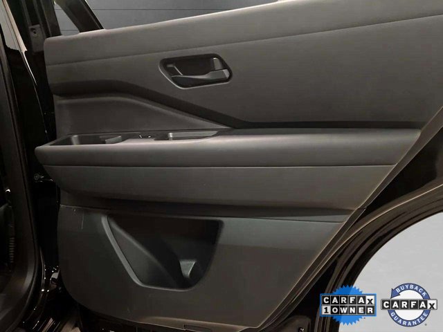 Used 2024 Nissan Pathfinder S image 74