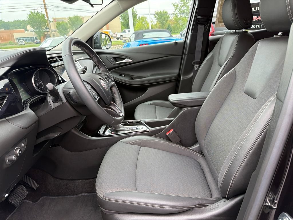 Certified 2023 Buick Encore GX Preferred w/ Cold Weather Comfort Package FWD image 11