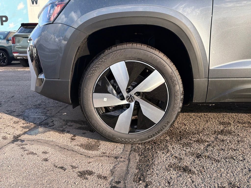 New 2026 Volkswagen Taos S image 28