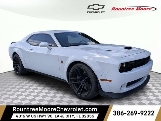 Used 2023 Dodge Challenger R/T Scat Pack RWD image 1