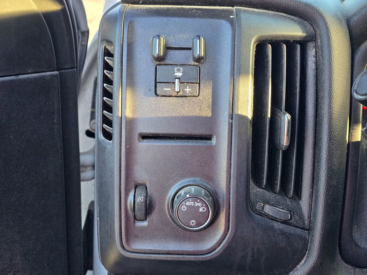 Used 2019 Chevrolet Silverado 2500 W/T w/ WT Convenience Package image 24