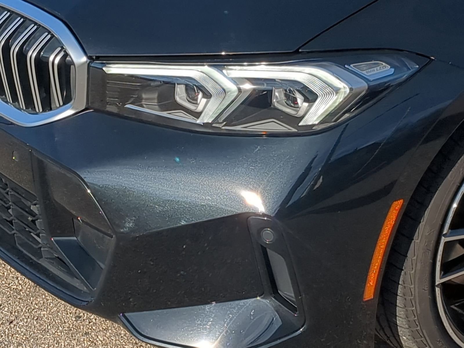 Used 2023 BMW 330i xDrive 330i xDrive w/ M Sport Package image 15