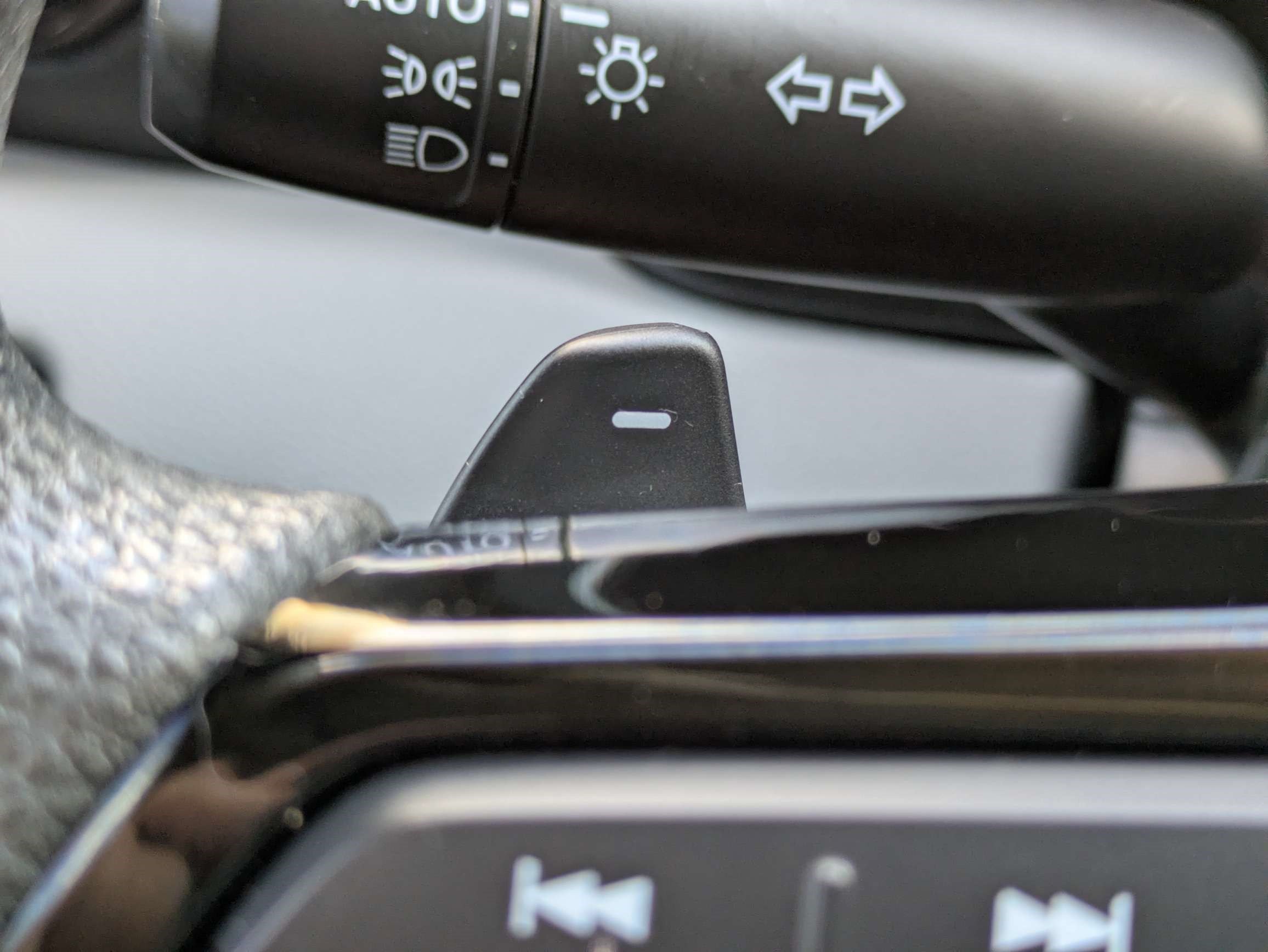 Used 2023 Honda Pilot LX image 29