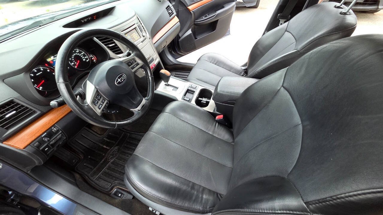 Used 2013 Subaru Outback 2.5i Limited w/ Moonroof Pkg AWD/4WD image 27