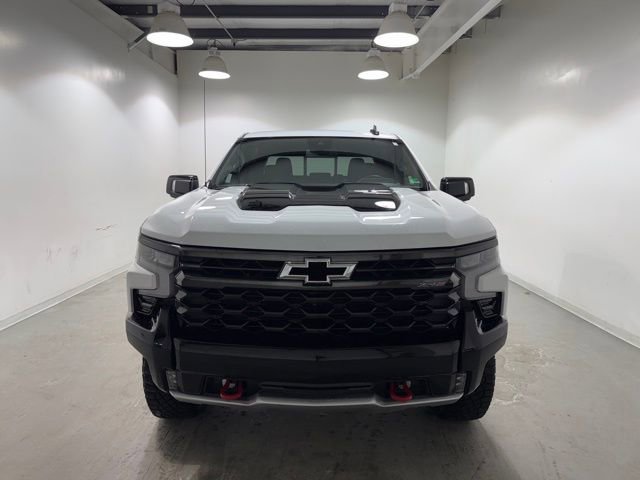 Certified 2024 Chevrolet Silverado 1500 ZR2 image 2