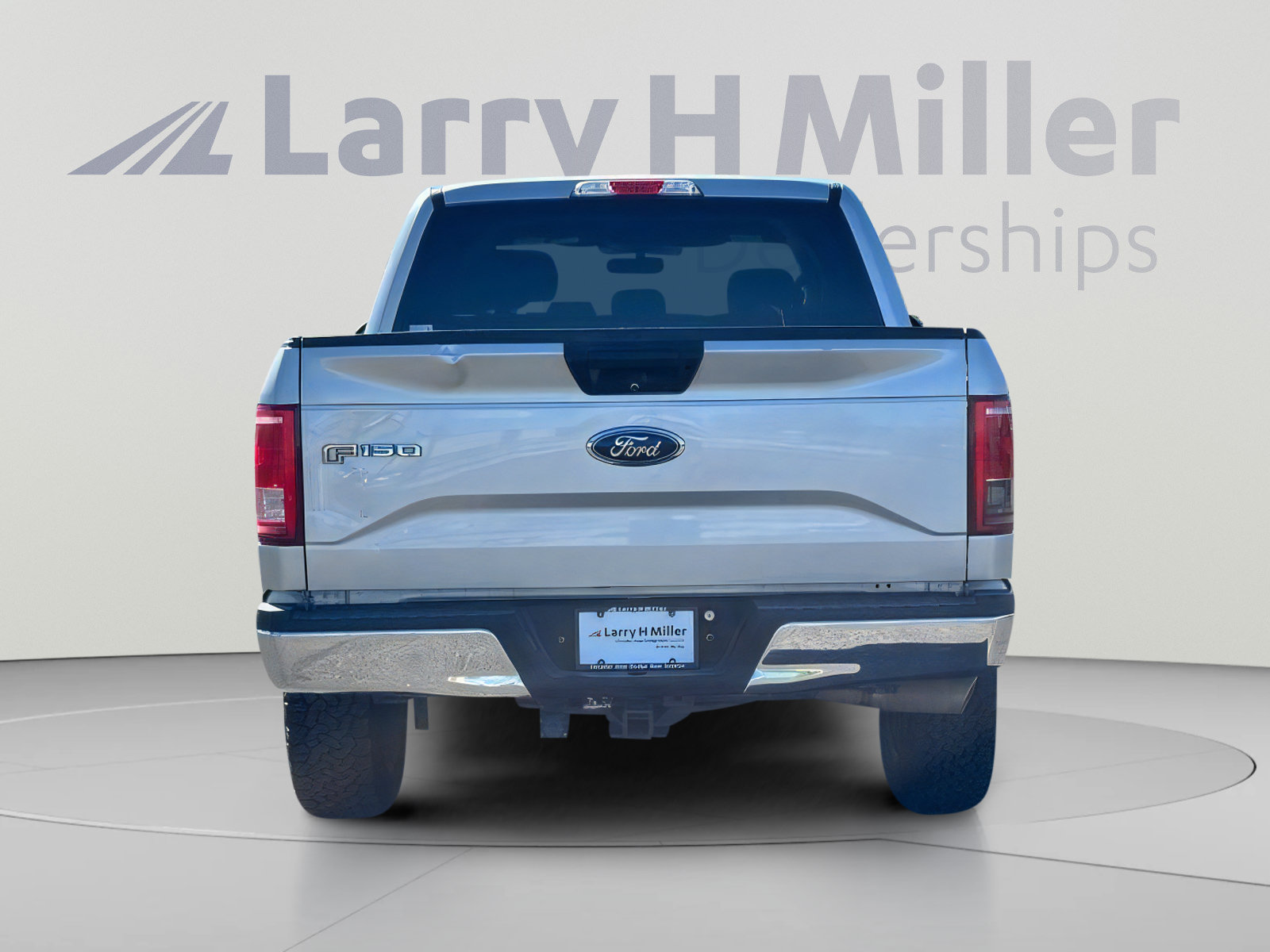 Used 2017 Ford F150 XLT AWD/4WD image 5
