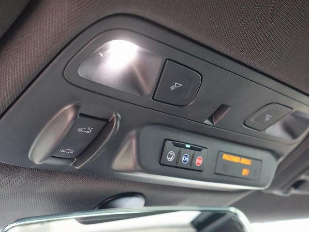 Used 2023 Chevrolet Camaro LT w/ Technology Package RWD image 35