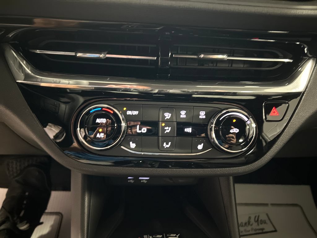 New 2026 Buick Envista Sport Touring w/ Convenience I Package FWD image 17