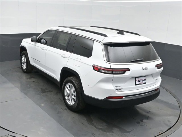New 2025 Jeep Grand Cherokee L Laredo image 33