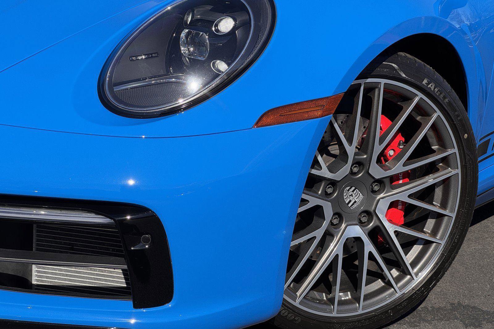 Used 2023 Porsche 911 Carrera 4S image 36