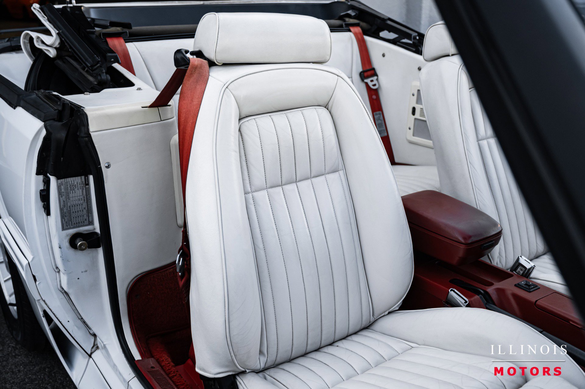 Used 1990 Ford Mustang GT image 27