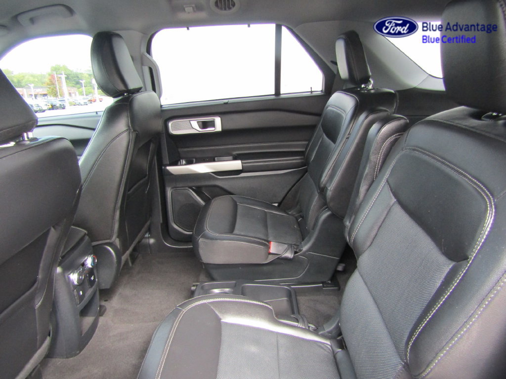 Certified 2021 Ford Explorer Limited w/ Equipment Group 301A AWD/4WD image 18