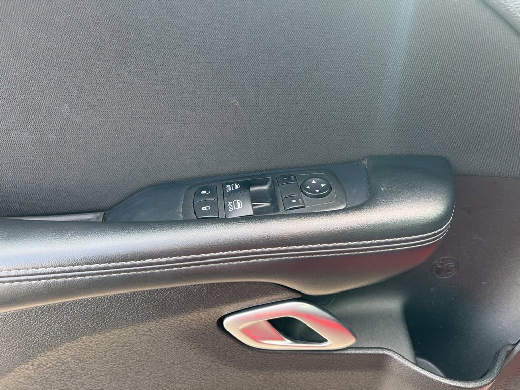 Used 2023 Dodge Challenger SXT image 11