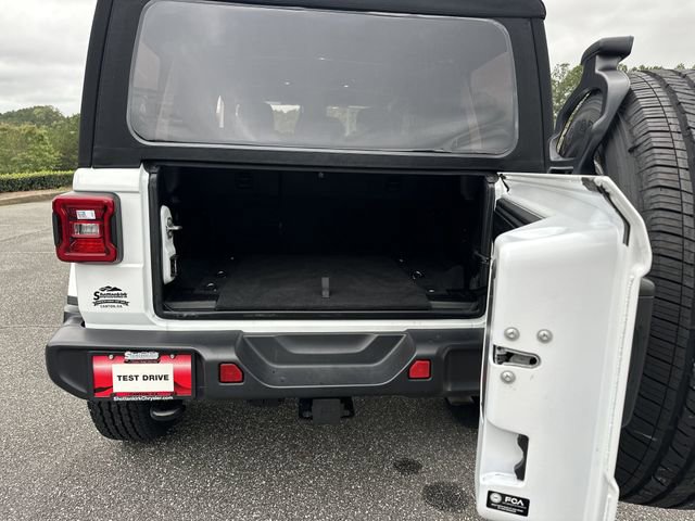 Used 2024 Jeep Wrangler Sahara image 18