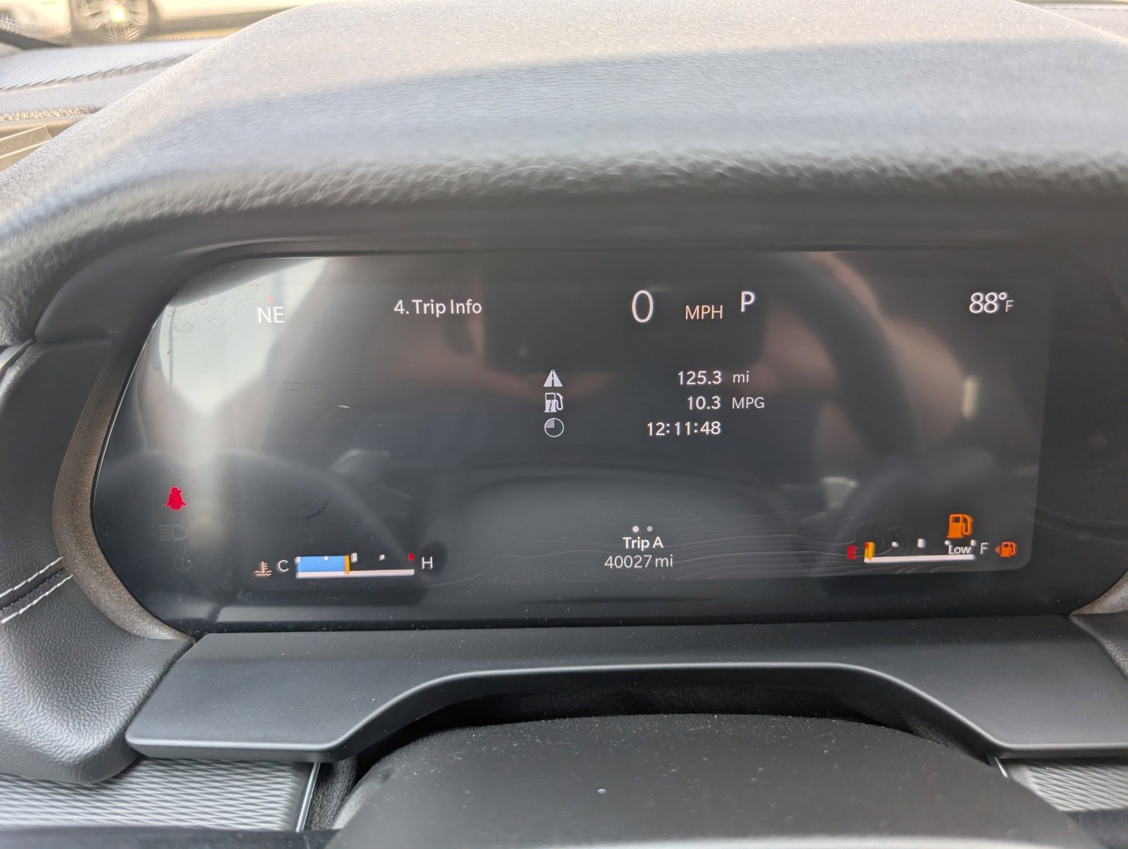 Certified 2024 Jeep Grand Cherokee L Laredo image 13