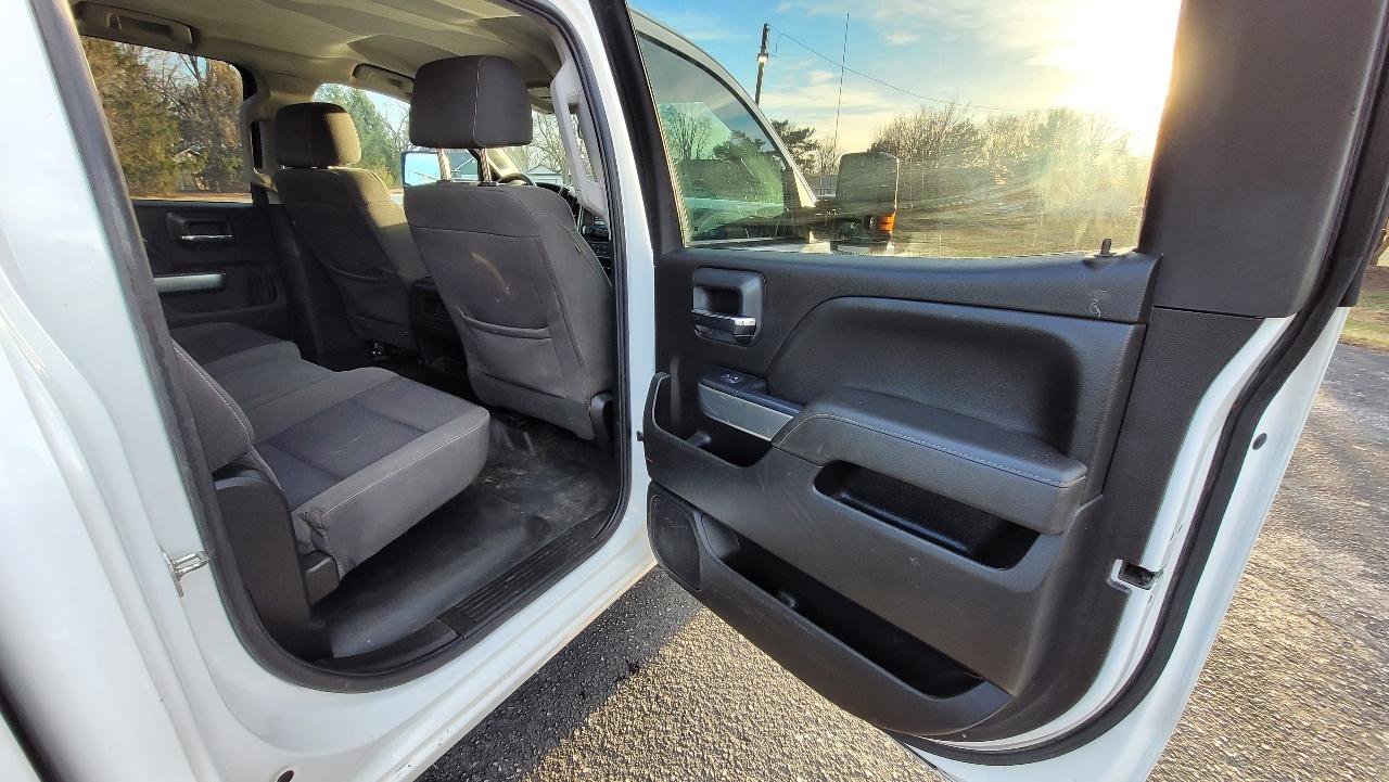 Used 2017 Chevrolet Silverado 2500 LT AWD/4WD image 16