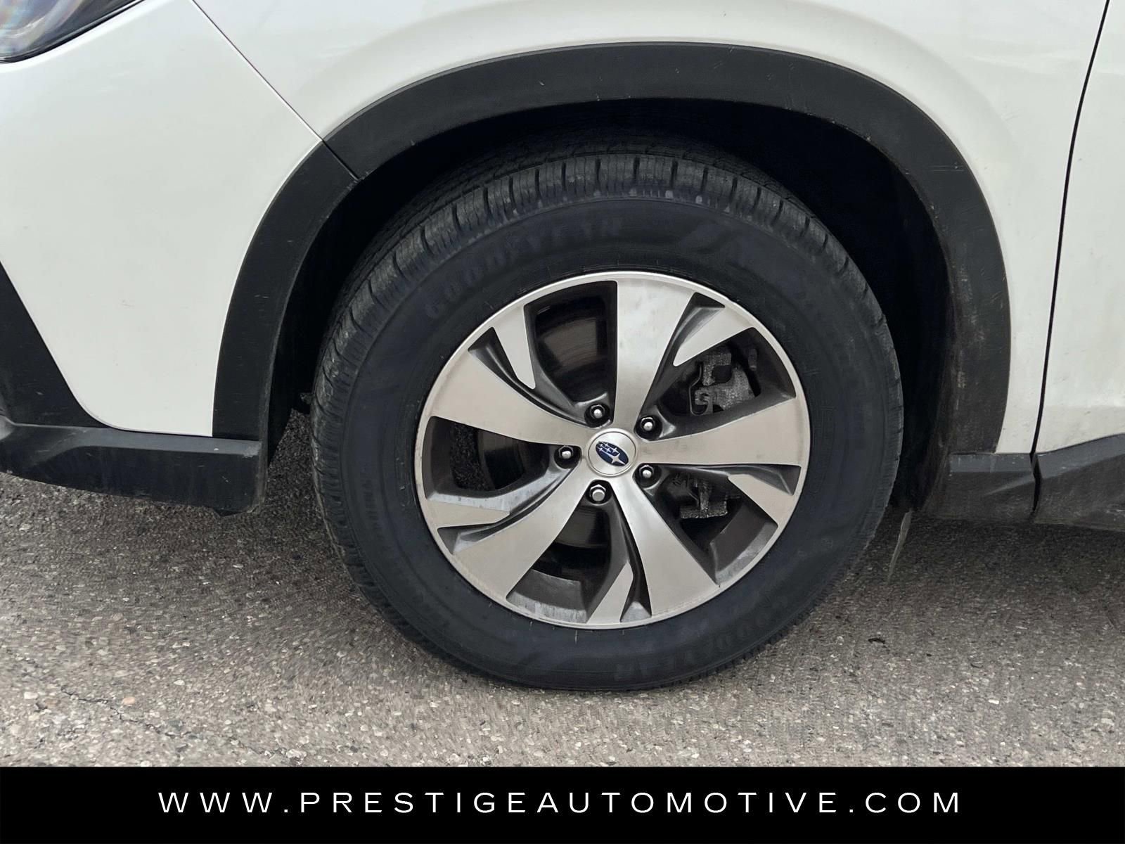 Used 2023 Subaru Ascent Premium w/ Convenience Package image 8