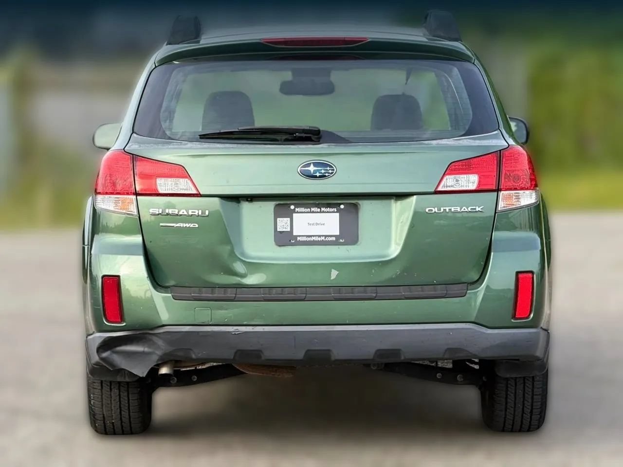 Used 2013 Subaru Outback 2.5i Premium AWD/4WD image 4