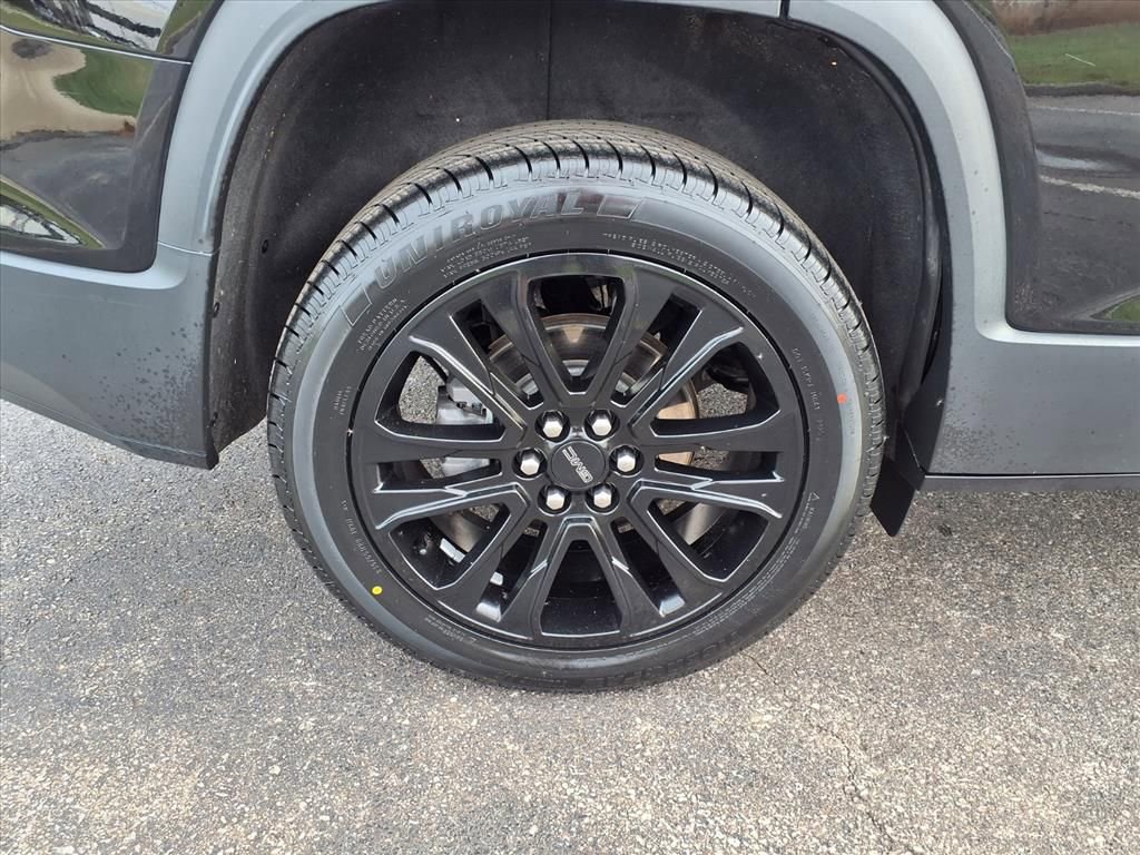 Certified 2022 GMC Acadia SLE w/ Driver Convenience Package image 39