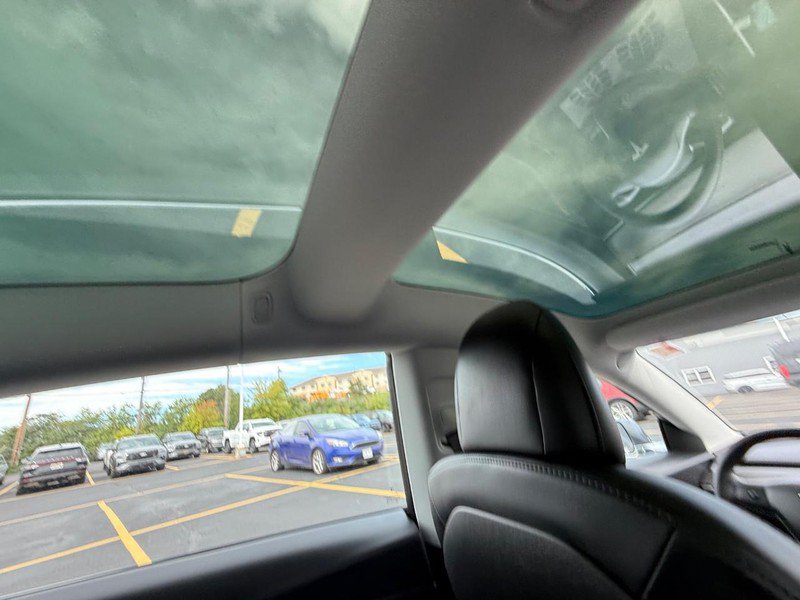 Used 2020 Tesla Model 3 Performance AWD/4WD image 16
