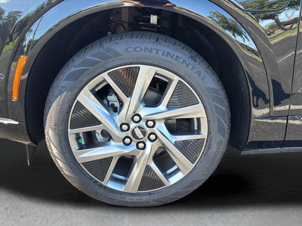New 2027 Cadillac Optiq Premium Luxury RWD image 9