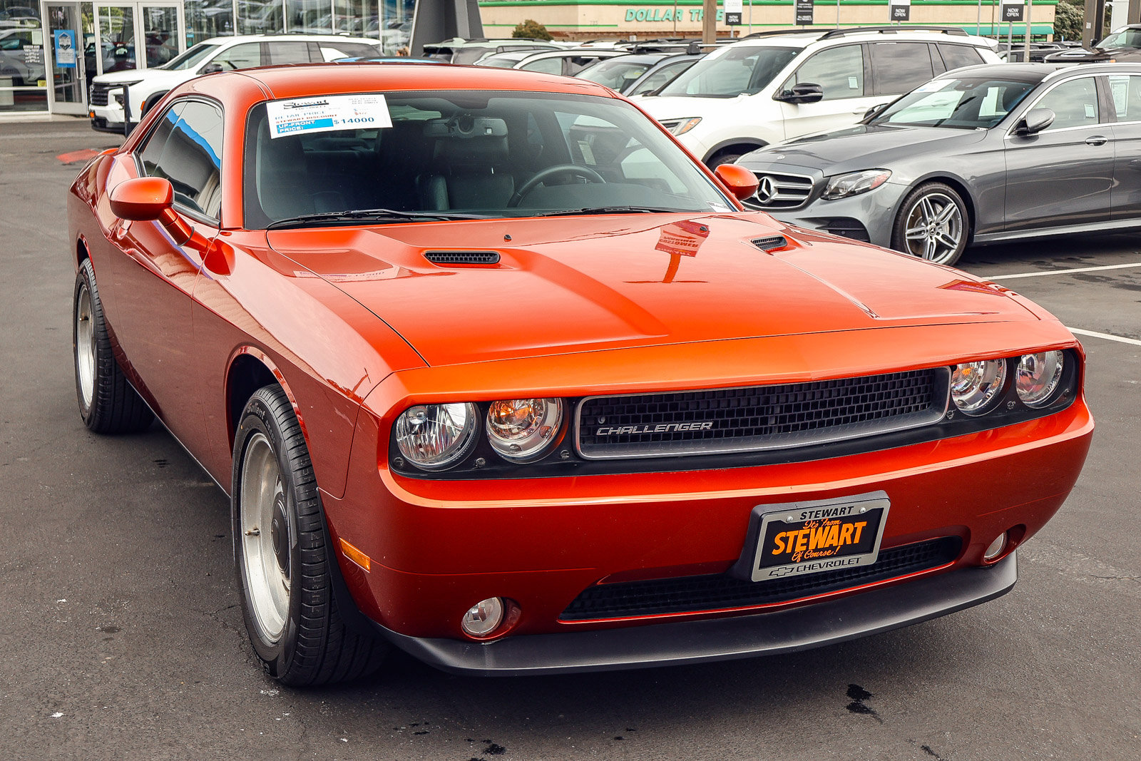 Used 2013 Dodge Challenger SXT Plus image 17