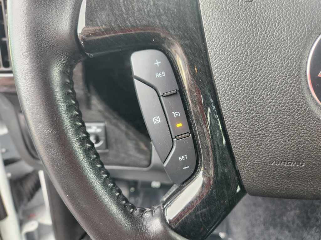 Used 2023 Chevrolet Express 2500 RWD image 28