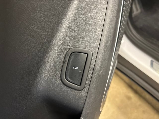 Used 2026 Buick Enclave Preferred FWD image 44