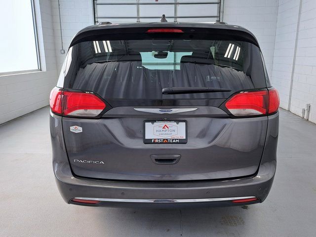 Used 2024 Kia Carnival LX FWD image 6