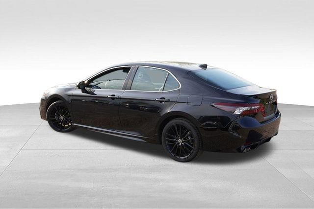 Used 2024 Toyota Camry XSE image 8