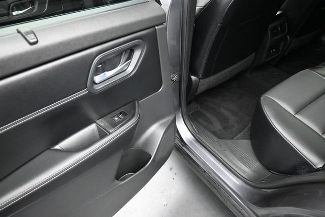 Used 2024 Nissan Rogue SV w/ SV Premium Package FWD image 24