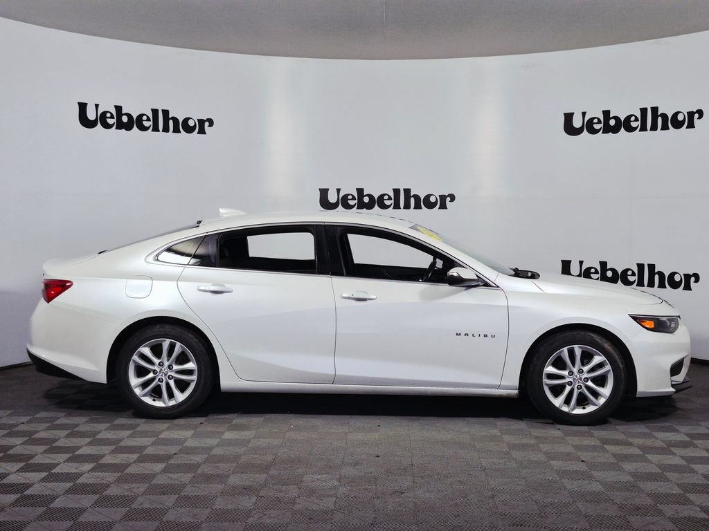 Used 2016 Chevrolet Malibu LT w/ Leather Package FWD image 8