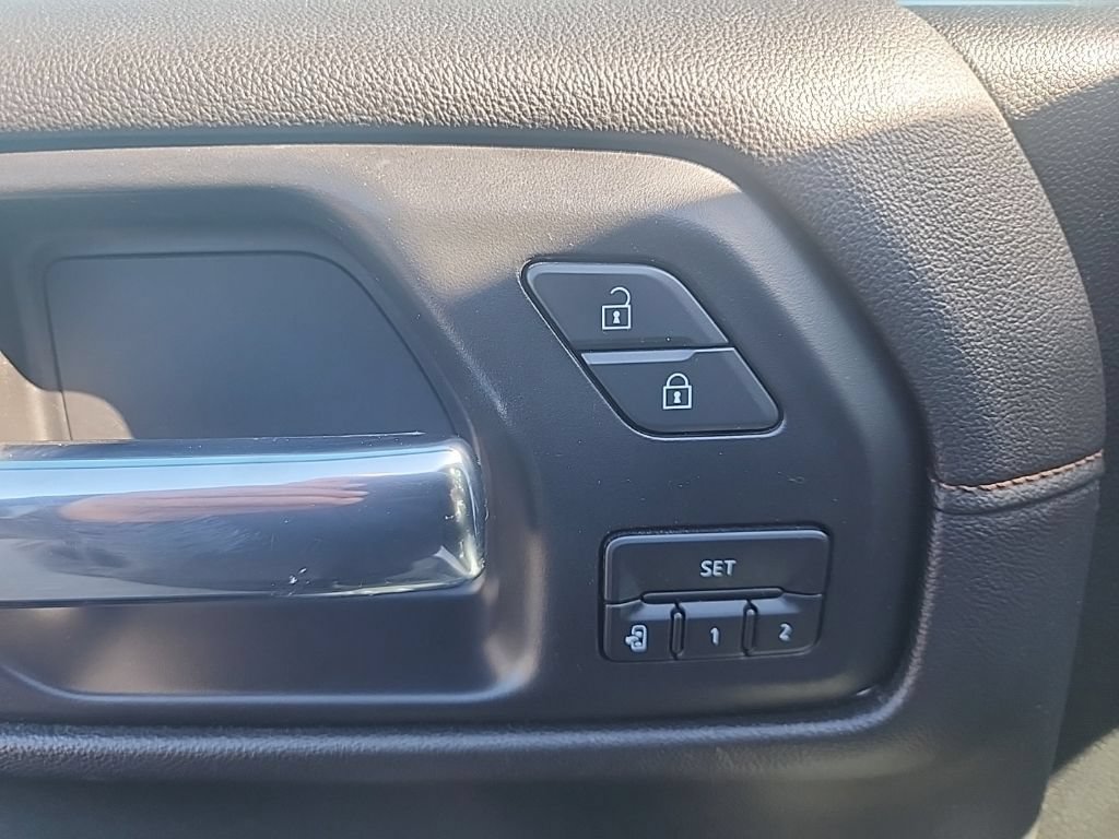Used 2021 GMC Sierra 1500 AT4 AWD/4WD image 14