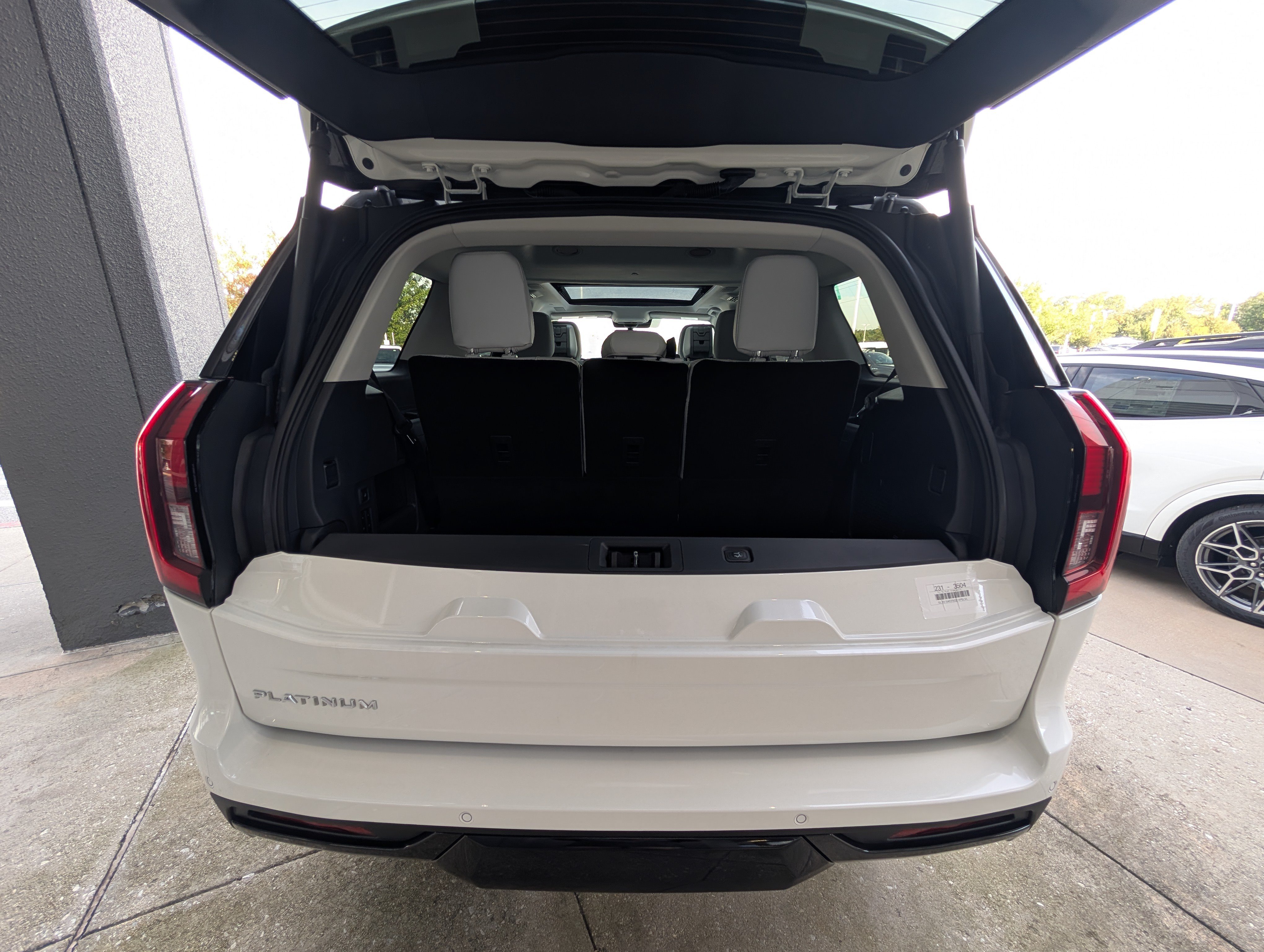 New 2027 Ford Expedition Platinum w/ Platinum Ultimate Package AWD/4WD image 9