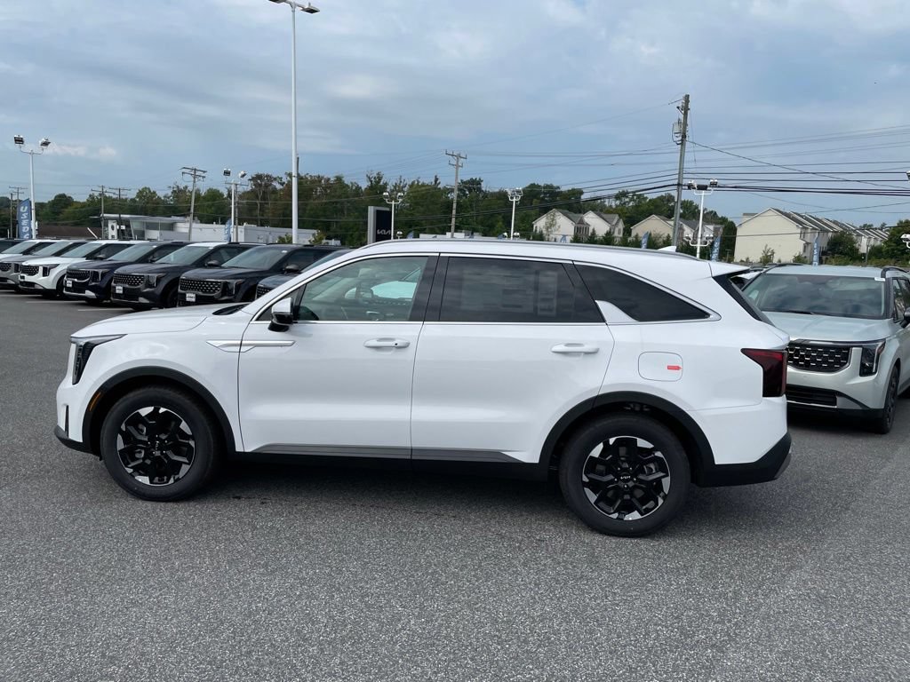 New 2026 Kia Sorento S FWD image 4
