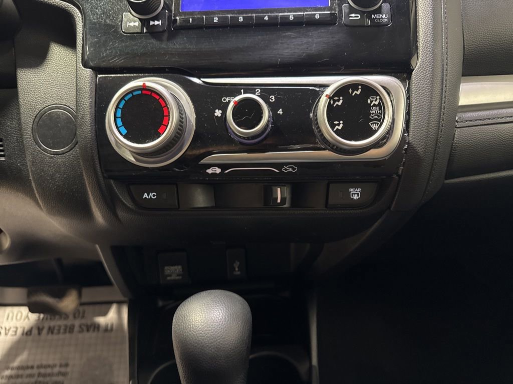 Used 2018 Honda Fit LX image 17