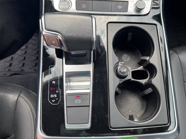 Certified 2023 Audi Q8 Premium Plus w/ Premium Plus Package AWD/4WD image 22