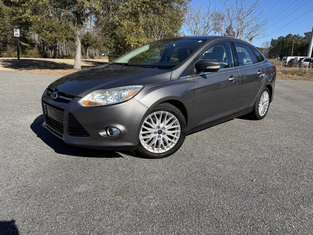 Used 2012 Ford Focus SEL image 29