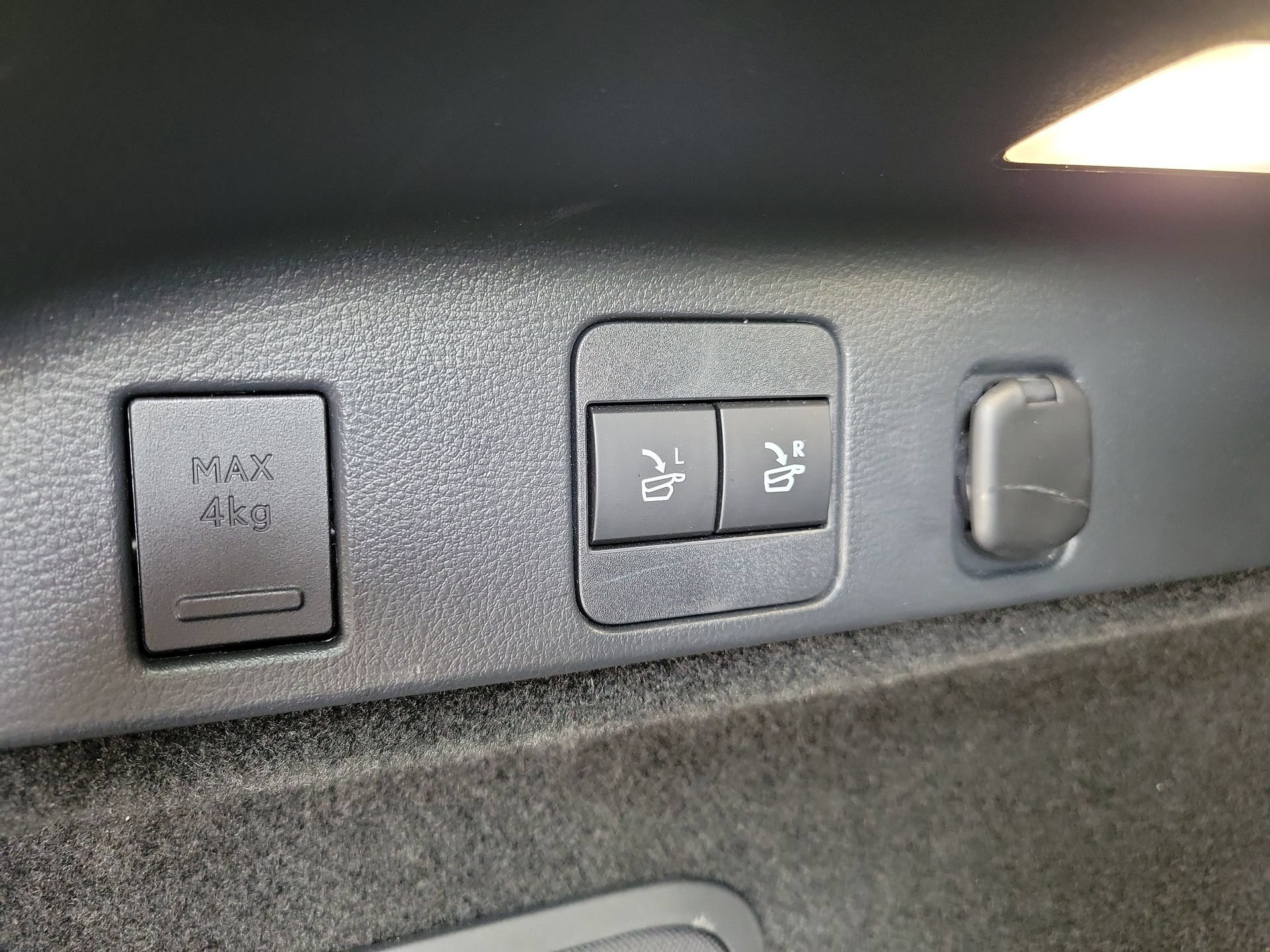 Used 2024 Lexus RX 350 FWD w/ Technology Package image 12