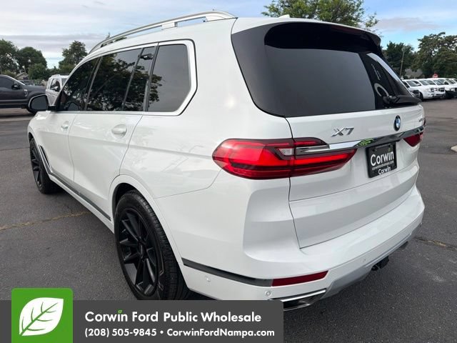 Used 2021 BMW X7 xDrive40i w/ Premium Package AWD/4WD image 7