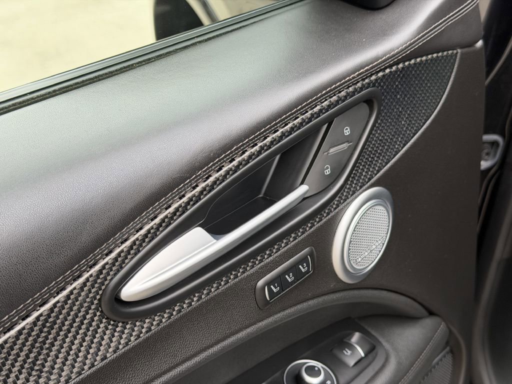 Used 2022 Alfa Romeo Stelvio Quadrifoglio w/ Active Assist Plus Package image 21