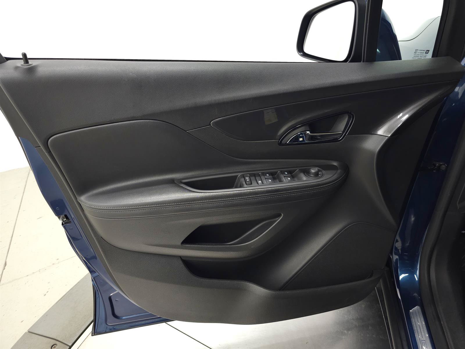 Used 2019 Buick Encore Preferred FWD image 11