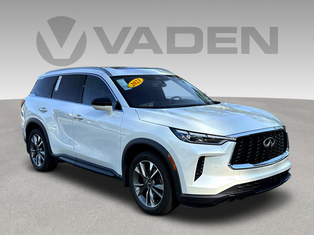 Used 2023 INFINITI QX60 Luxe w/ Cargo Package image 1