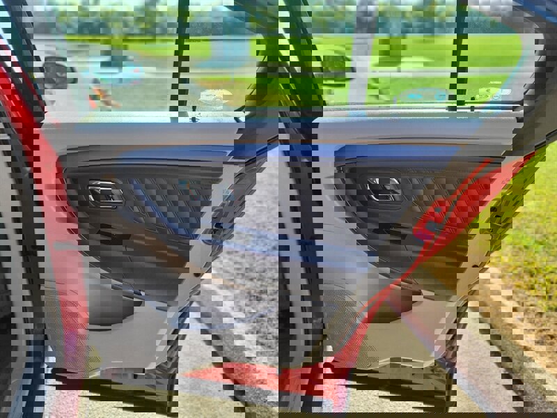 Used 2012 Ford Taurus SEL image 22