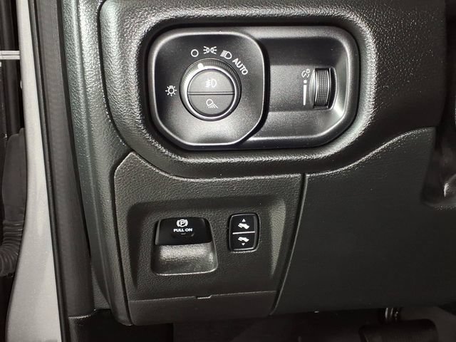 Used 2023 RAM 1500 Big Horn AWD/4WD image 19