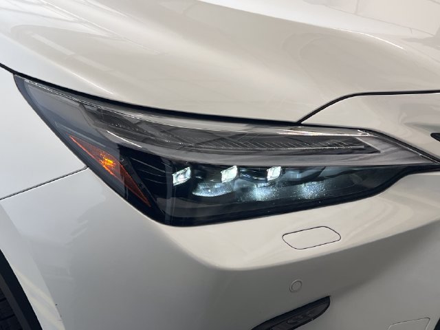 Certified 2025 Lexus NX 450h+ AWD w/ Accessory Package (Z2) image 15